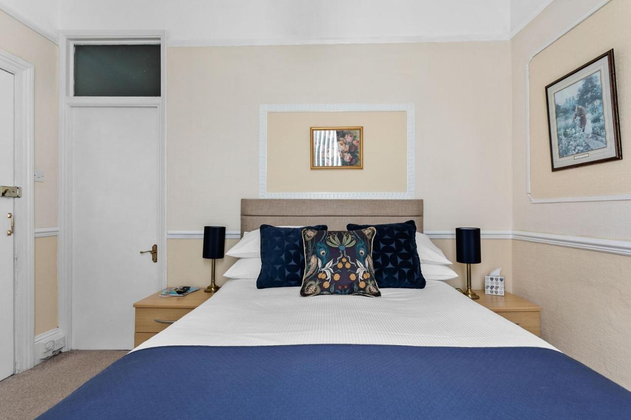 Bed and Breakfast Melba House (Adults Only) Torquay Zewnętrze zdjęcie